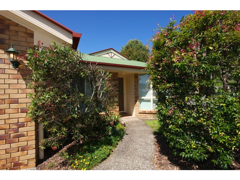 2/24 Glenbrook Drive, Nambour QLD 4560