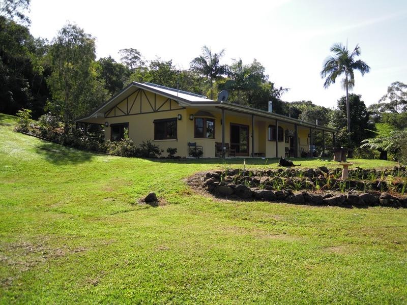 Mapleton QLD 4560