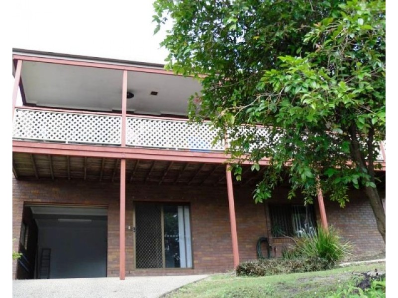 9 Flinders Street, Nambour QLD 4560