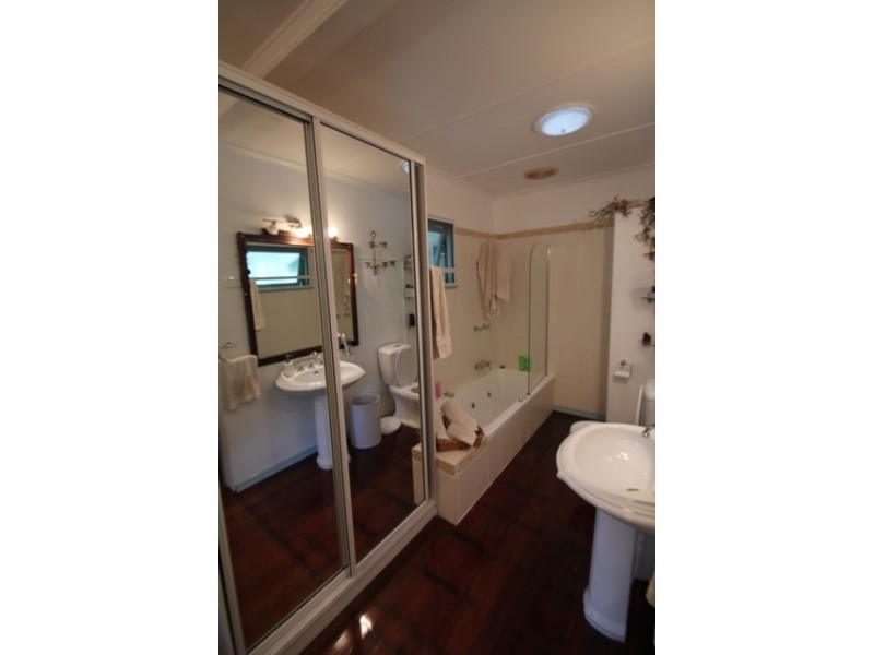 25 Fairmeadow Road, Nambour QLD 4560