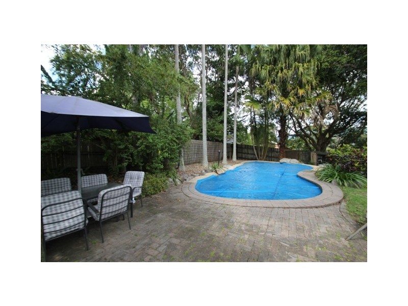 25 Fairmeadow Road, Nambour QLD 4560