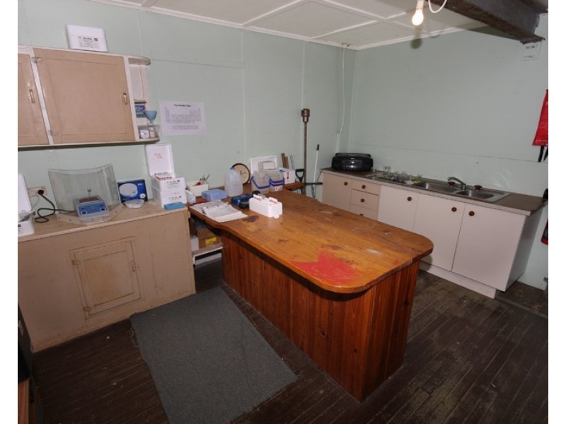 10 Tamper Street, Nambour QLD 4560