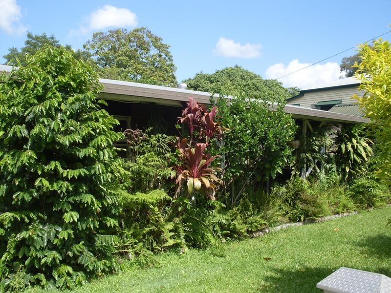 15 Donaldson Road, Nambour QLD 4560