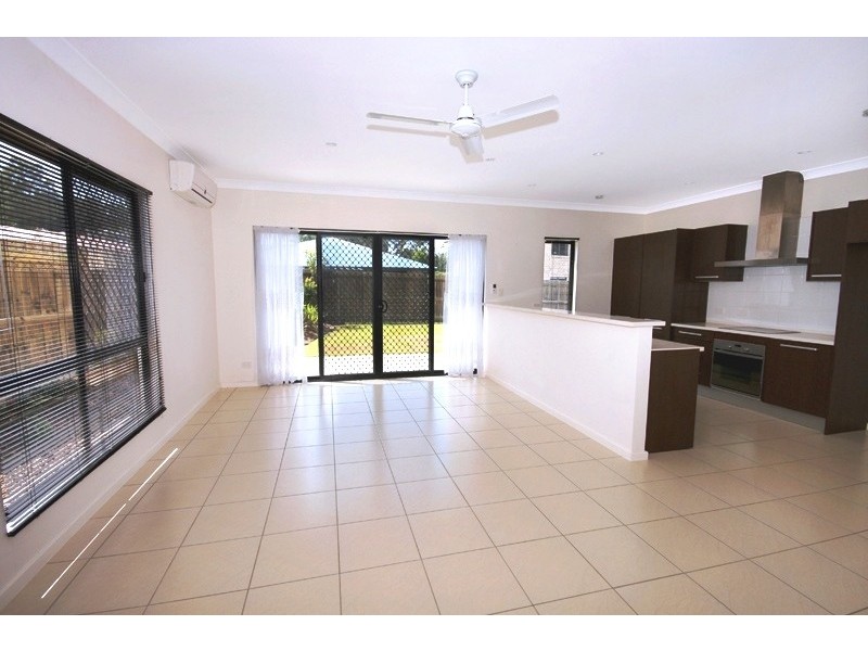 19 Vincent Drive, Nambour QLD 4560