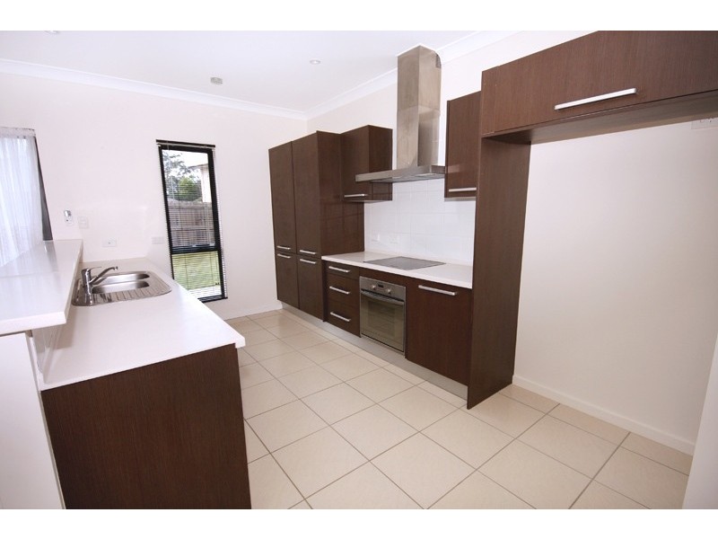 19 Vincent Drive, Nambour QLD 4560