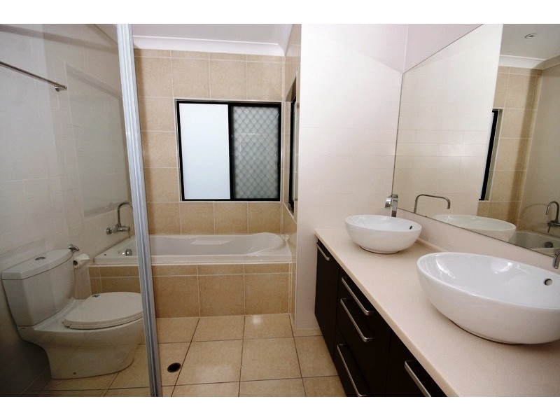 19 Vincent Drive, Nambour QLD 4560