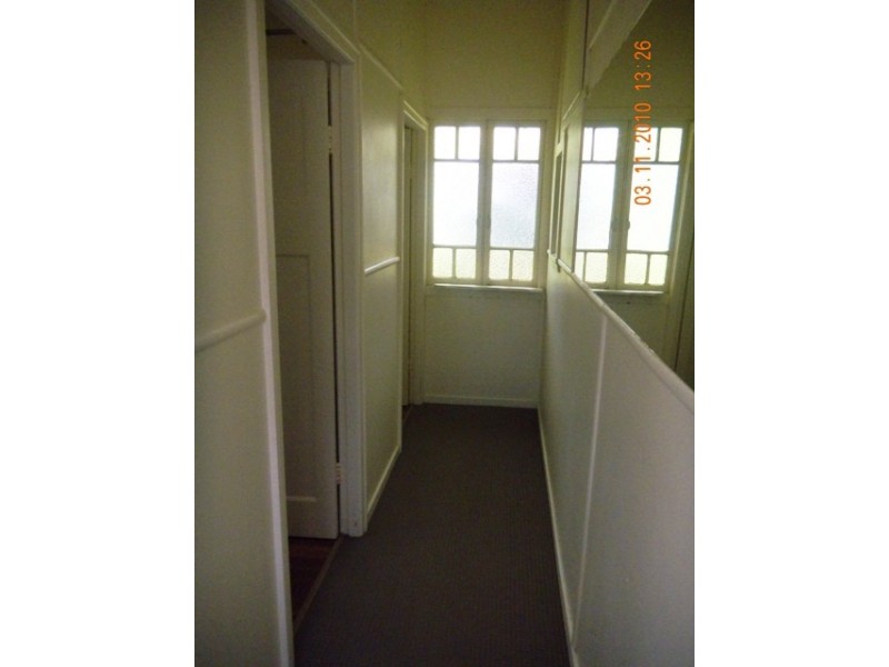 2/11 William Street, Nambour QLD 4560
