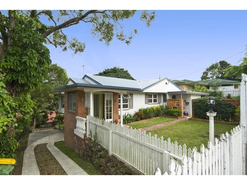 33 Netherton Street, Nambour QLD 4560