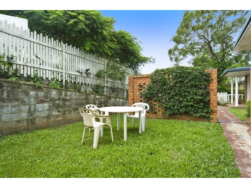 33 Netherton Street, Nambour QLD 4560
