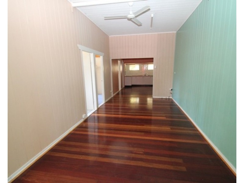 1/10 Shearer Street, Nambour QLD 4560
