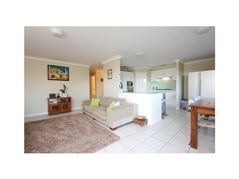 Rosemount QLD 4560