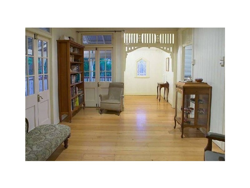 8 Kaalba Court, Kiels Mountain QLD 4559