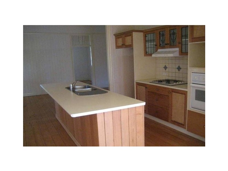 8 Kaalba Court, Kiels Mountain QLD 4559