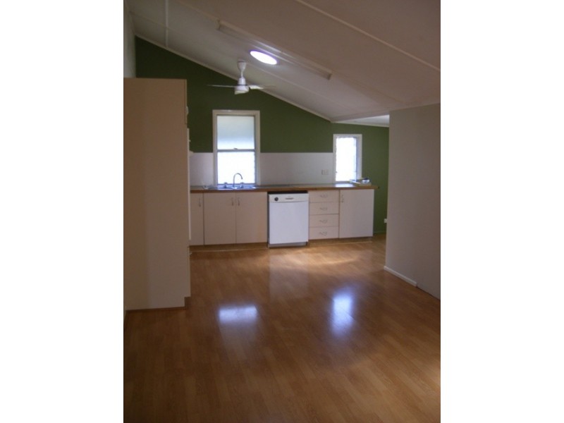 9 Stanley Street, Nambour QLD 4560