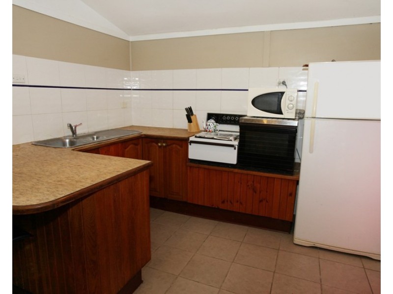 2/10 Shearer Street, Nambour QLD 4560
