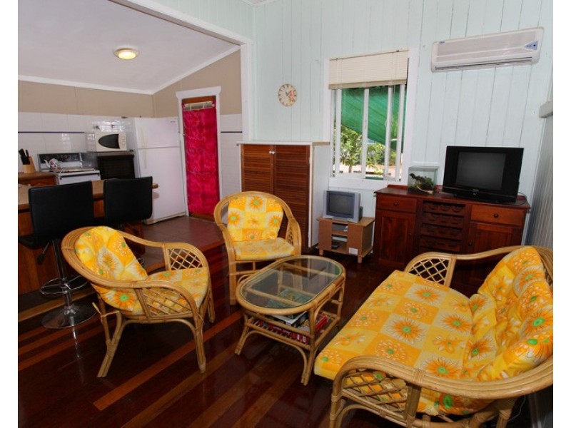 2/10 Shearer Street, Nambour QLD 4560