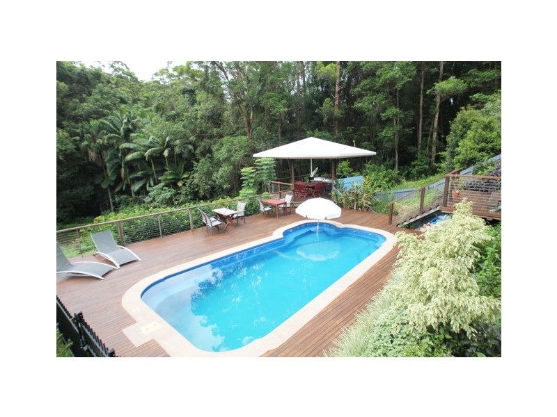 177 Panorama Drive, Nambour QLD 4560