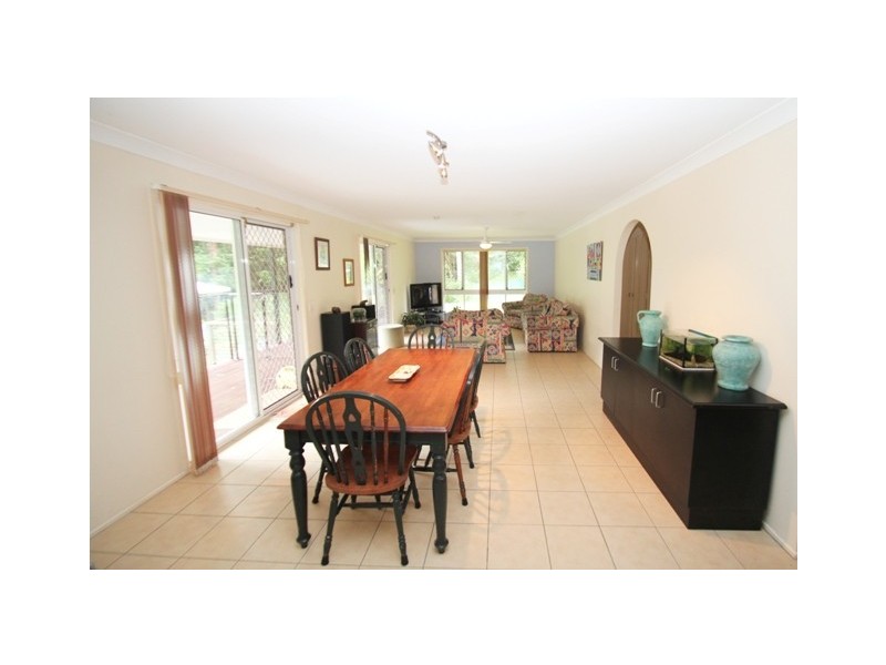 177 Panorama Drive, Nambour QLD 4560