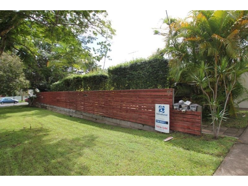 2/66 Court Road, Nambour QLD 4560