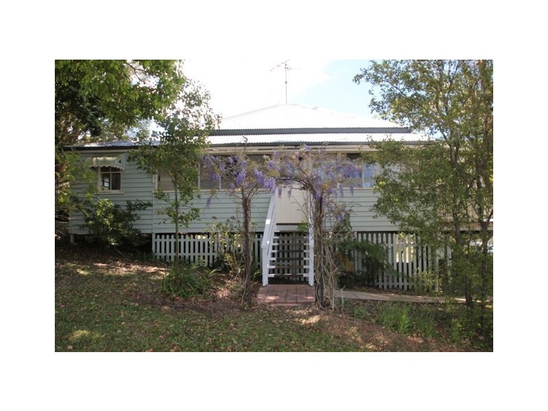 18 Delicia Road, Mapleton QLD 4560