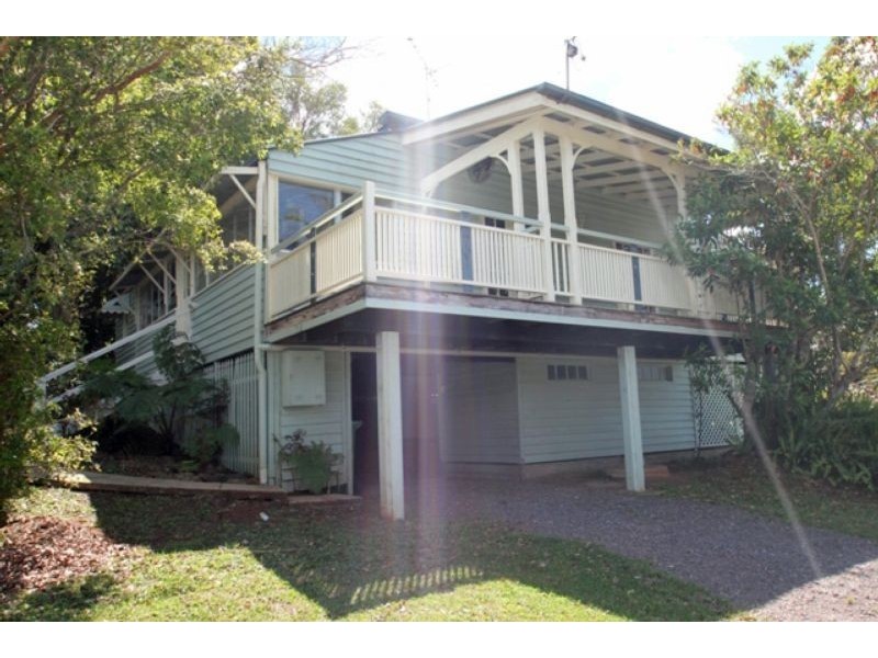 18 Delicia Road, Mapleton QLD 4560