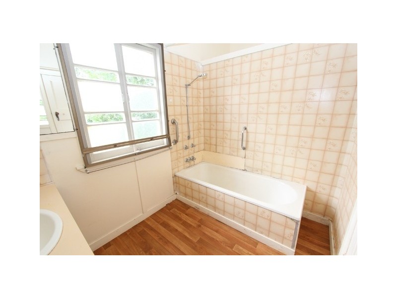 1/11 William Street, Nambour QLD 4560