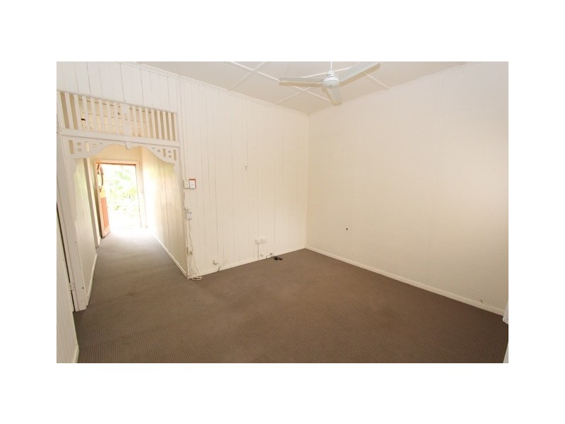 1/11 William Street, Nambour QLD 4560