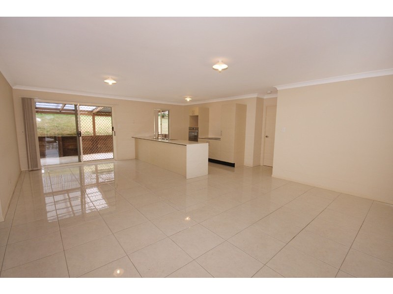 18 McClintock Place, Woombye QLD 4559