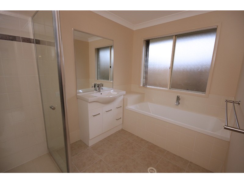 18 McClintock Place, Woombye QLD 4559