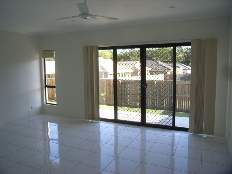 5 Tuckers Creek Drive, Nambour QLD 4560