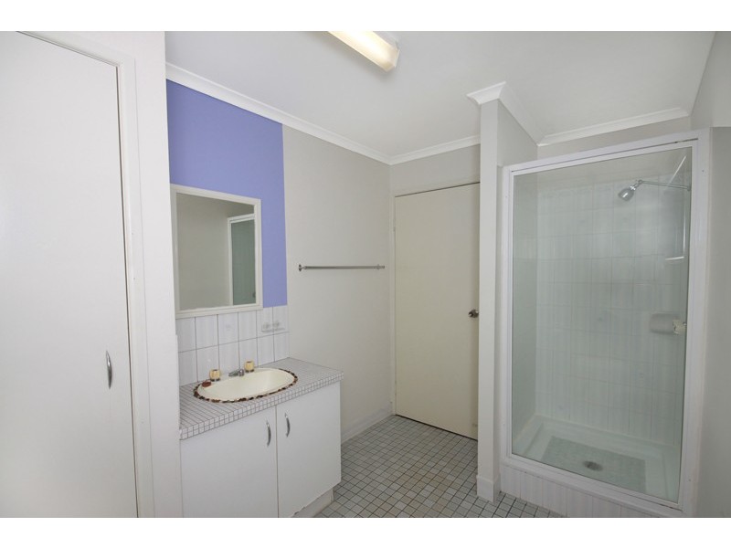 2/21 Park rd, Nambour QLD 4560