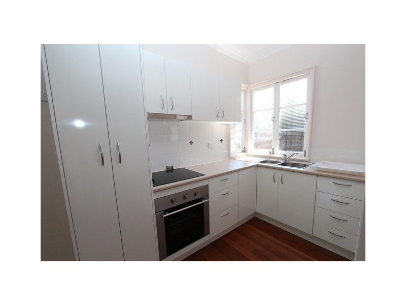 77 Blackall Tce, Nambour QLD 4560