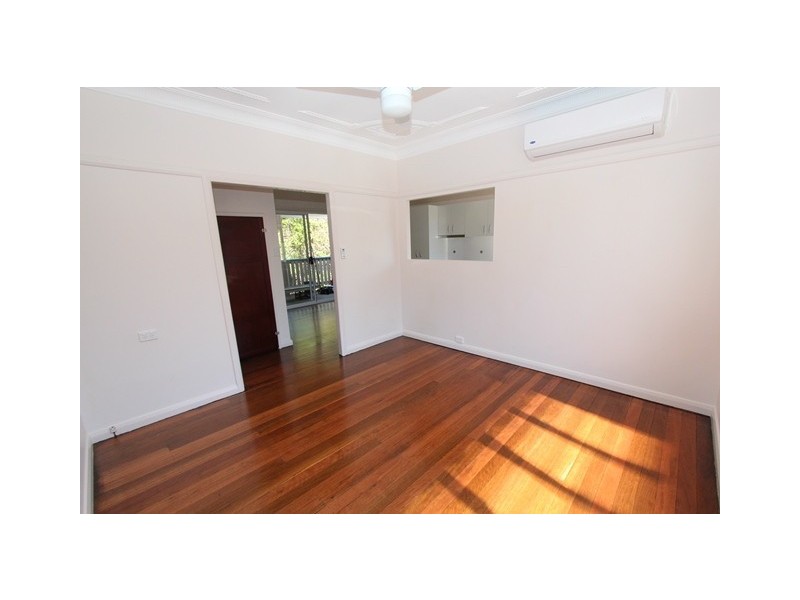 77 Blackall Tce, Nambour QLD 4560