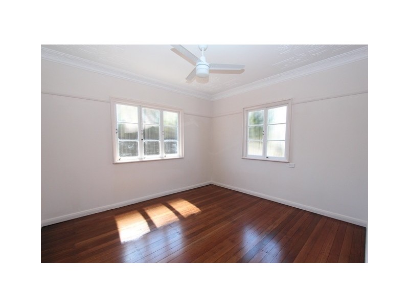 77 Blackall Tce, Nambour QLD 4560