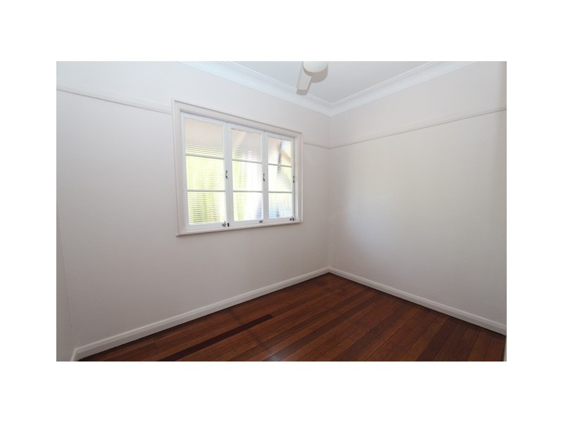 77 Blackall Tce, Nambour QLD 4560