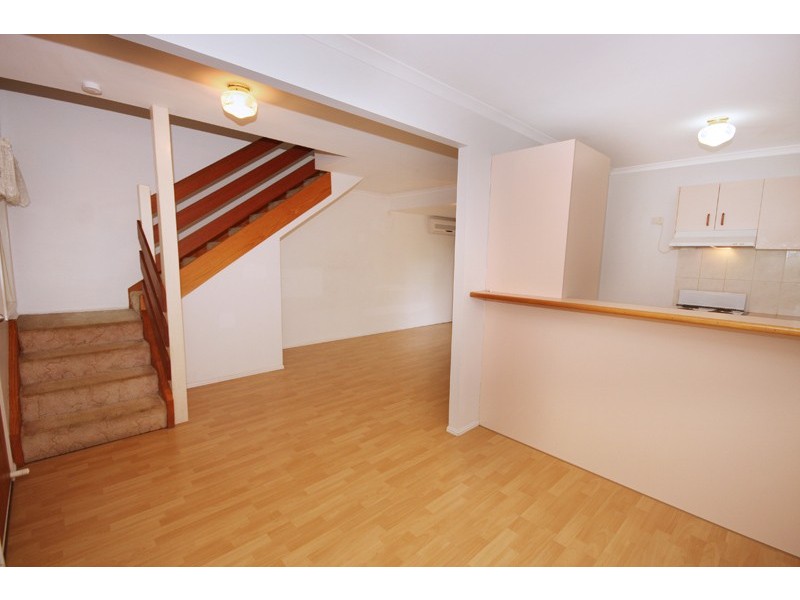 2/18 Solandra St, Nambour QLD 4560