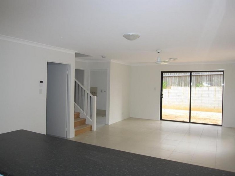 21 Coastal Avenue, Beerwah QLD 4519