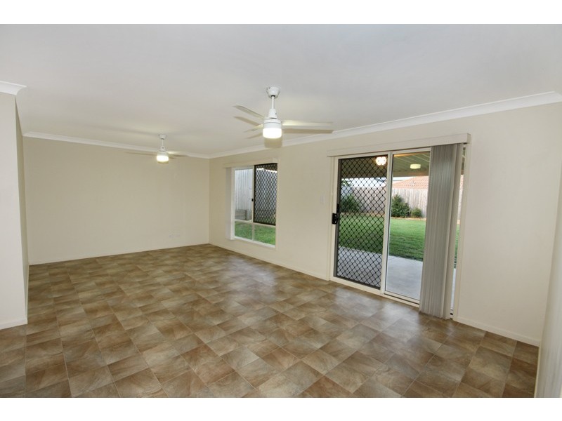 21 Vincent Drive, Nambour QLD 4560