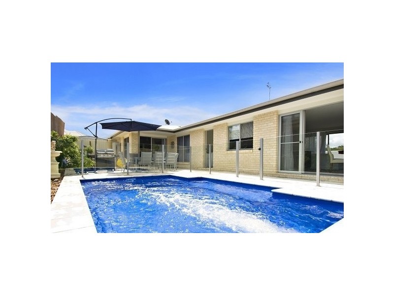 2/16 Bright Court, Burnside QLD 4560