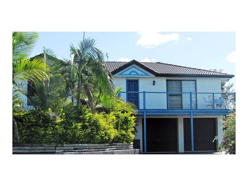 17 Pease Blossom St, Nambour QLD 4560