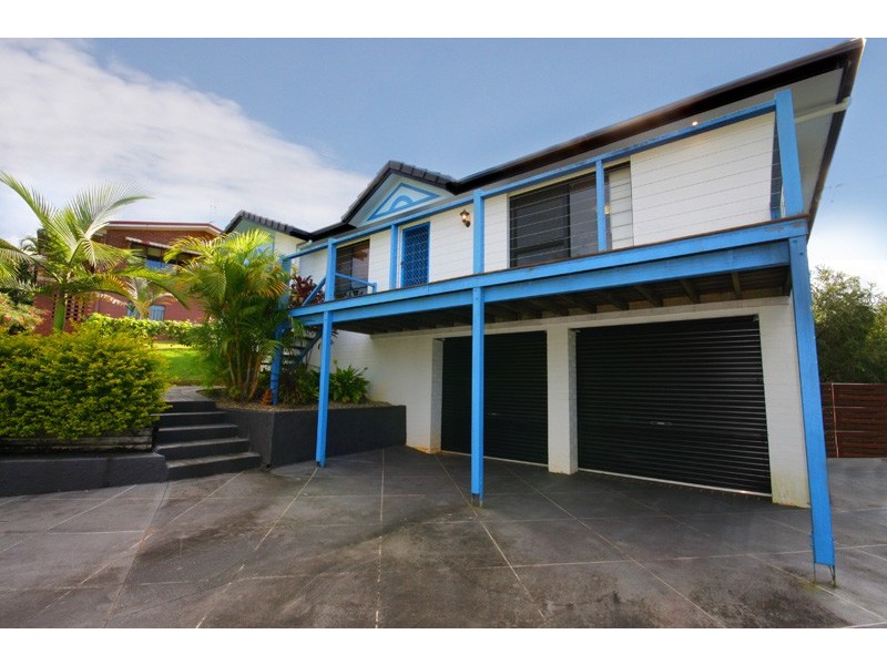 17 Pease Blossom St, Nambour QLD 4560
