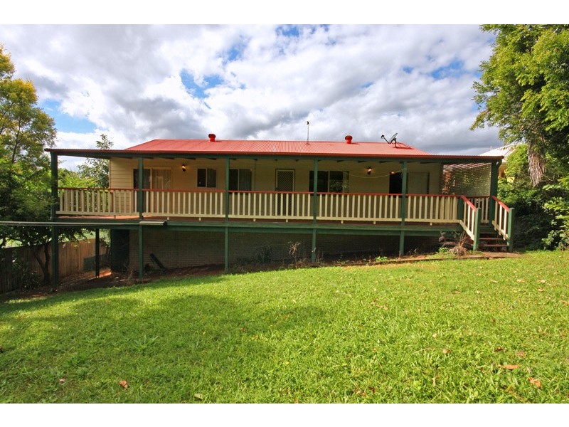 8 Maria Court, Palmwoods QLD 4555