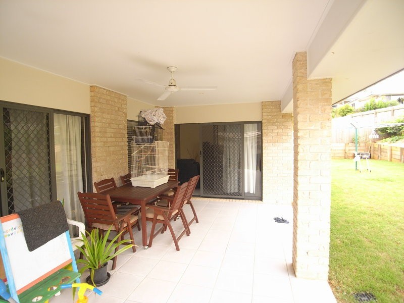50 Petigrain Avenue, Palmwoods QLD 4555