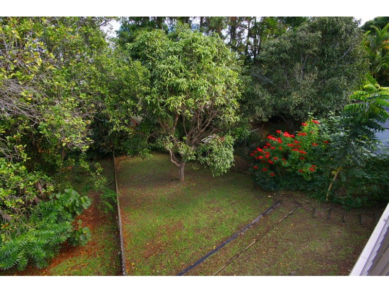 2/21 Hospital Rd, Nambour QLD 4560
