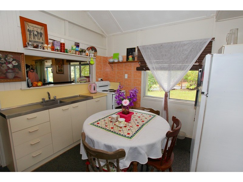 25 Wakefield St, Woombye QLD 4559