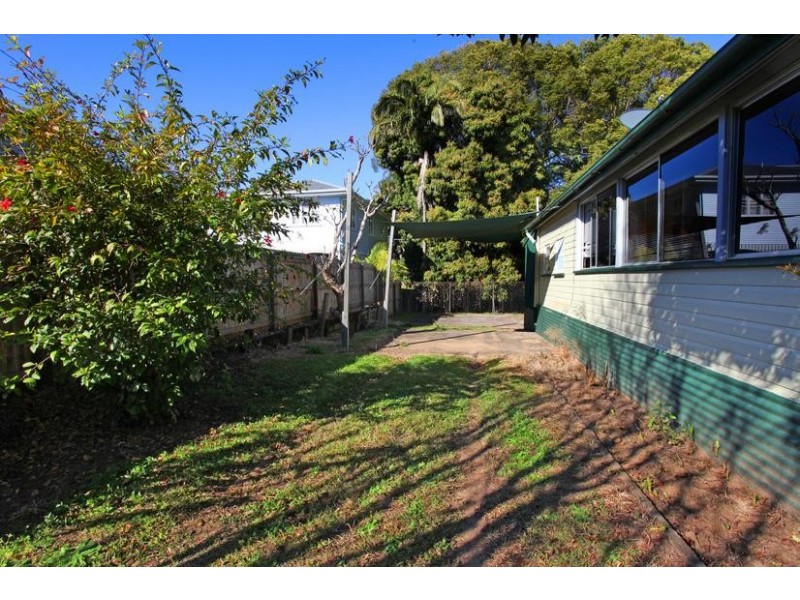 10 Shearer St, Nambour QLD 4560