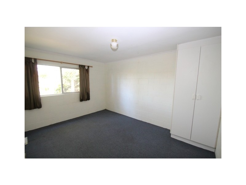 2/14 Rifle Range Road, Nambour QLD 4560