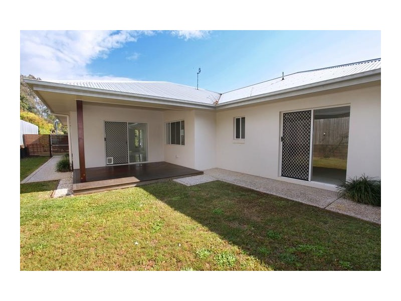 4 Paynters Pocket Ave, Palmwoods QLD 4555