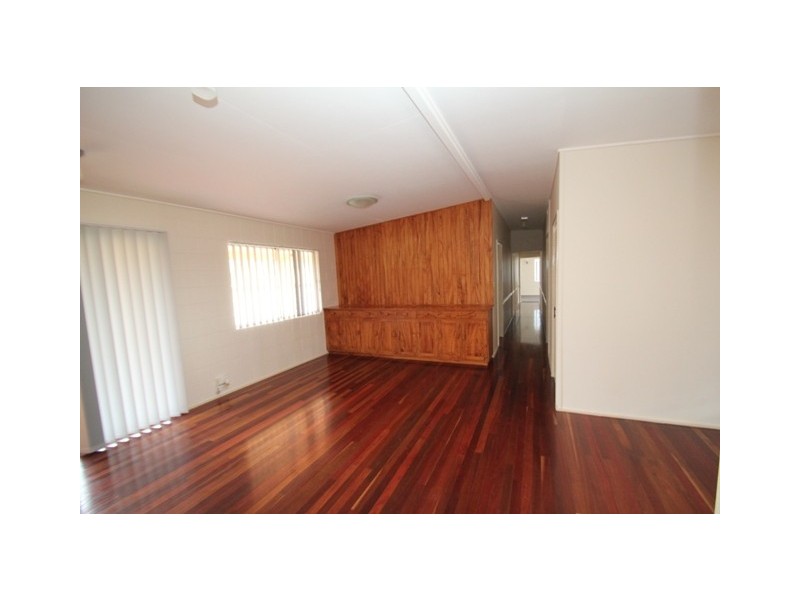 Chevallum QLD 4555