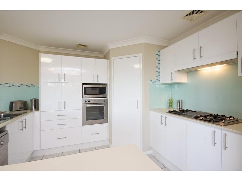 17 Celestine Place, Rosemount QLD 4560